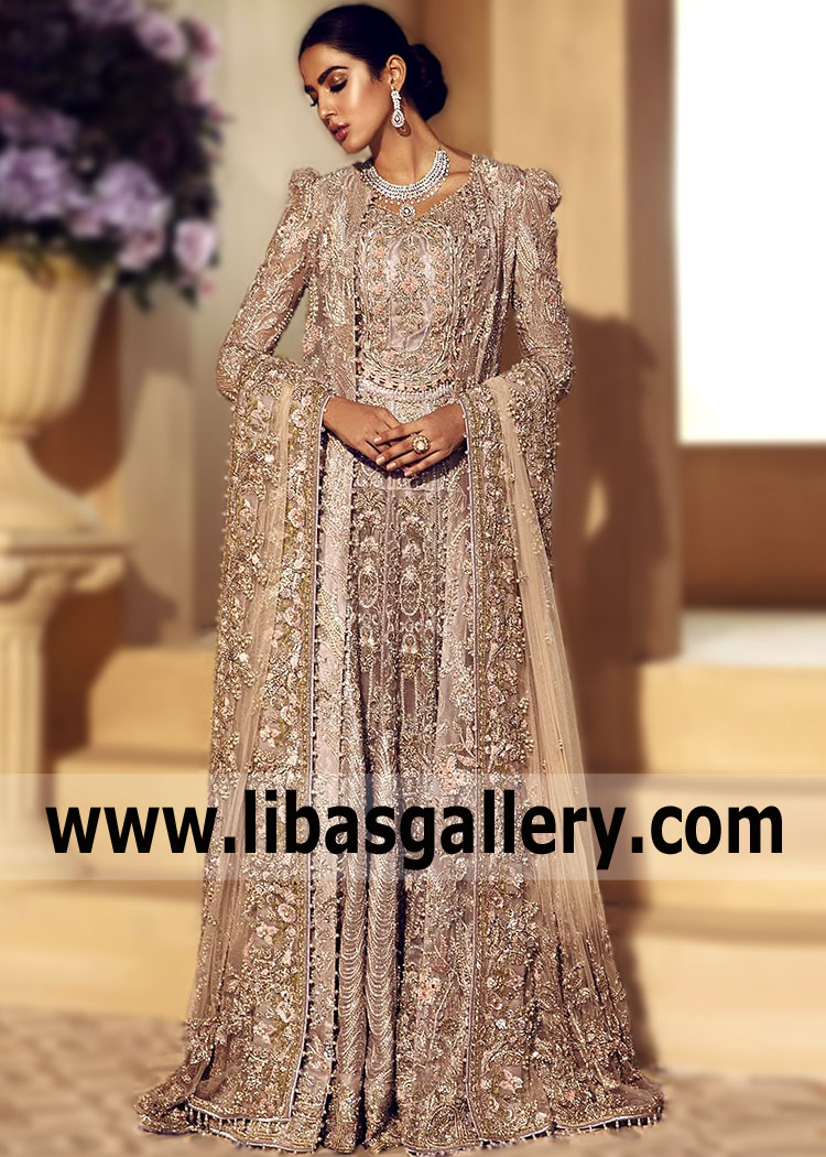 Become the most stylish bride in Heavily Work Jacket Traditional Bridal Lehenga Bradford UK Saira Shakira Beautiful Wedding Dresses.Gorgeous wedding dress Saira Shakira is waiting for his bride. In February we offer you a -20% discount on order.