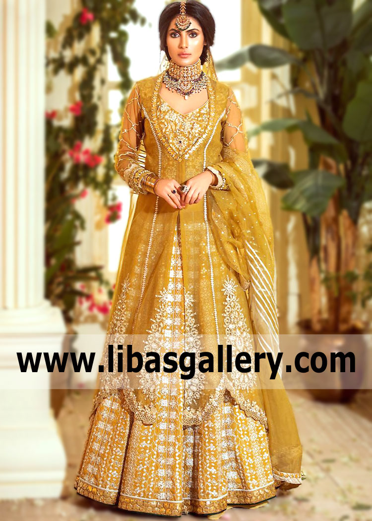 New 2021 bridal collection from Alishba and Nabeel. Take a look at our latest bridal collection Pakistani Lehenga Wedding Guest Dresses UK USA Canada Australia Europe, this beautiful glitter Lehenga add glamour to any wedding outfit. Visit our website to 