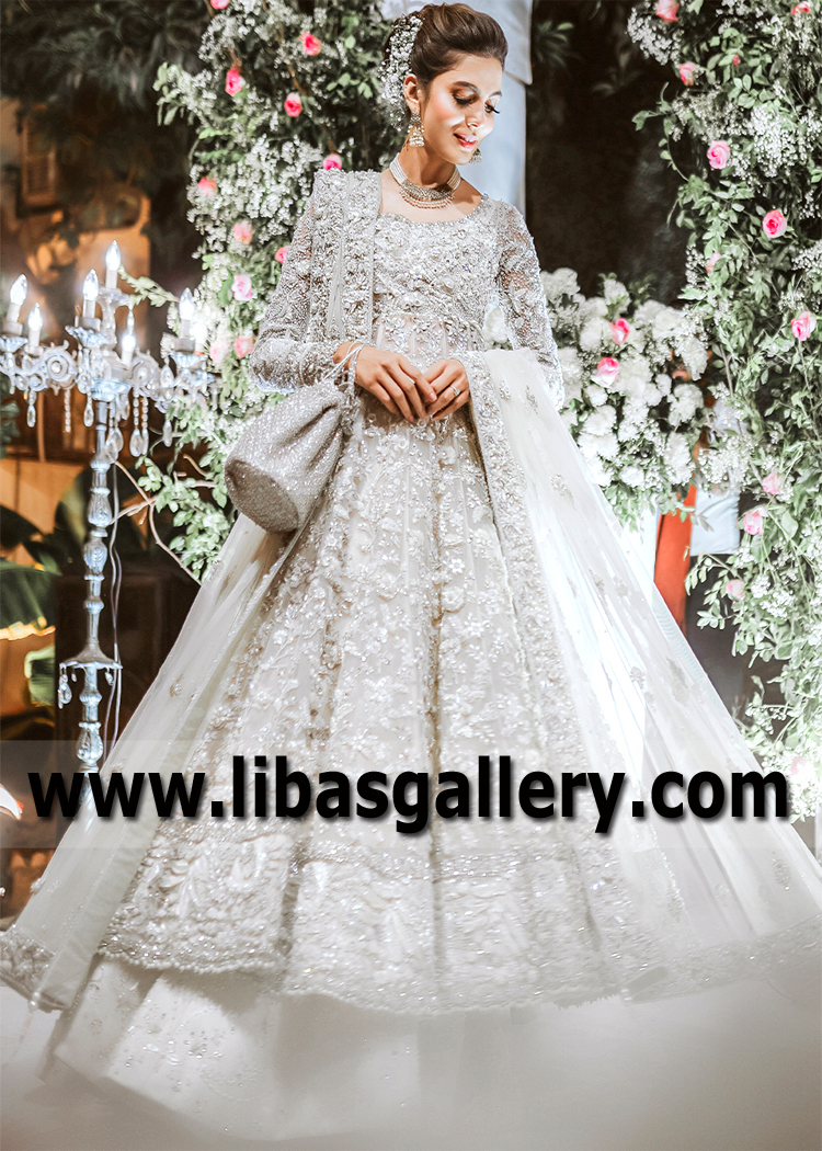 Off White Bridal Nikah Dresses Lincolnwood Illinois USA Nikah Dresses Pakistani Wedding Gown