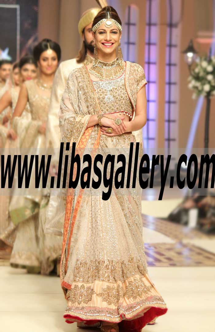 Designer Brings to you a Splendid Bridal Lehenga Dress that Looks is Perfect for your Wedding