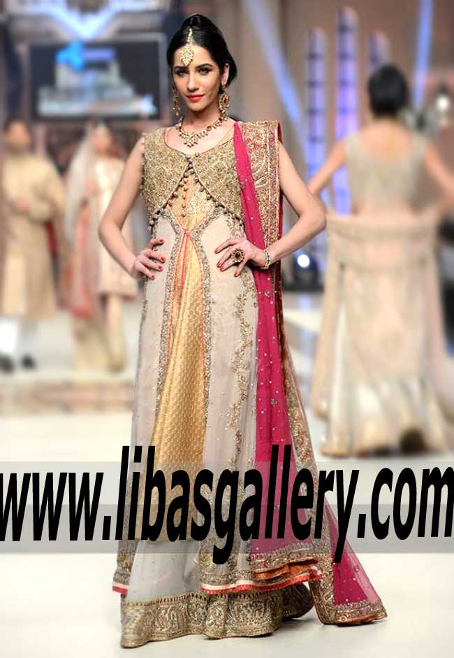 Precise Beauty will come out as a Results of the Dressing Style with This Exquisite Sharara Dress