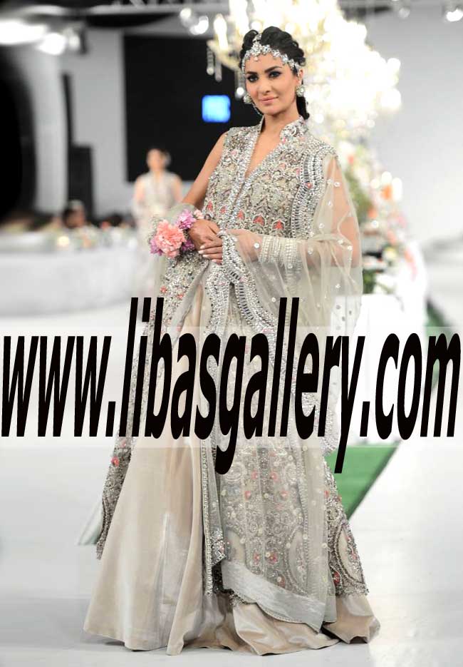 Outstanding pakistani wedding gown for Wedding and Formal Special Occasions