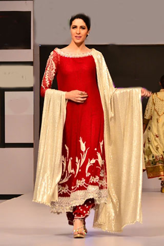Pakistani Fashion Week,Latest Pakistani Fashion,PFDC sunsilk fashion week,Bridal Couture Week New Arrivals
