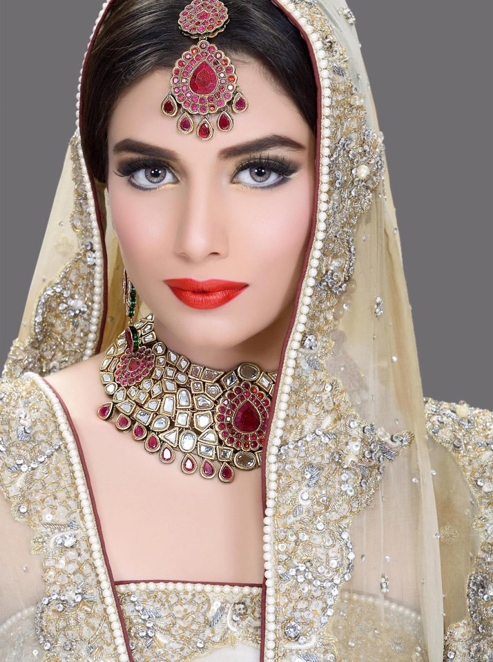 Ruby kundan faux gemstones Pakistani jewellery set for bride Zircons 24kt Gold Plated UK USA Canada