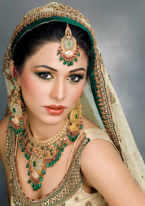 New Emerald Bridal Jewellery Design