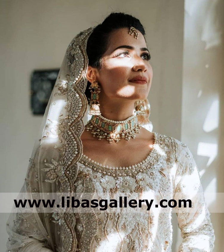 young and fair complexion bride showing her expression in walima bridal jewellery set including choker earrings tika london glasgow uk