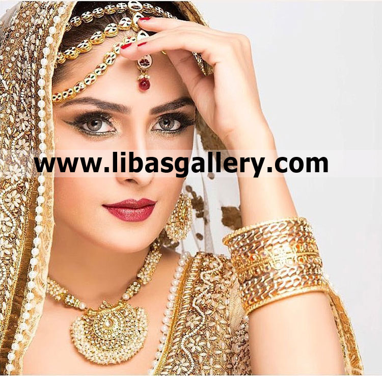 Cleverly crafted wedding jewellery set for shy but stylish dulhan