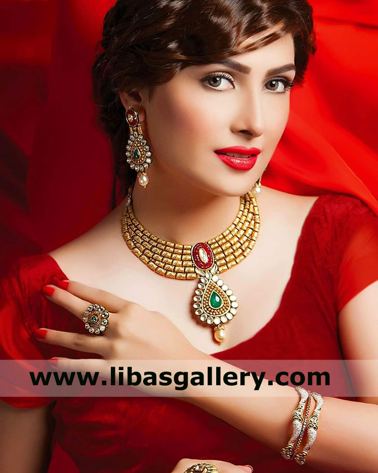 Royal princess like bridal jewellery design for barat walima