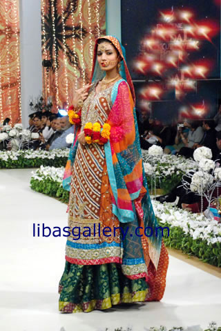 Latest Bridal Dress India Wisconsin,Online Indian Pakistani Fashion Boutiques Denver Arizone USA Bridal Wear