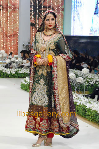 Indian Anarkali Outfits for Women Girls,Indian Designer Anarkali Dresses 2012 2013,UK USA Anarkali Anarkali
