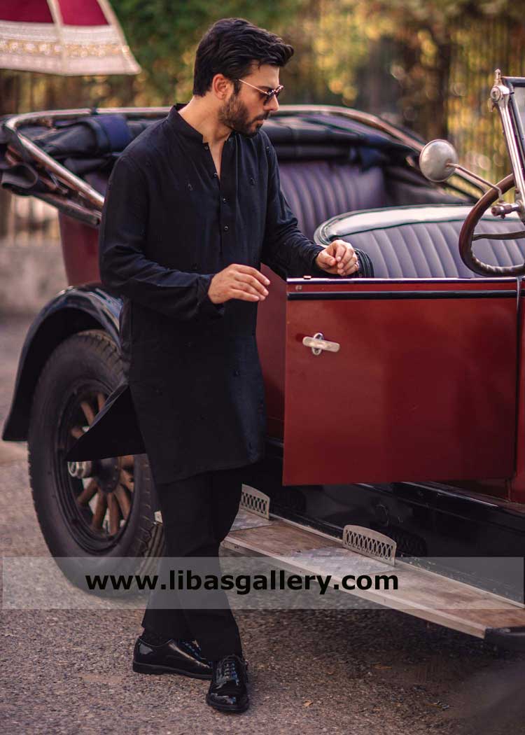 Black self Embellished Motifs Kurta for Men