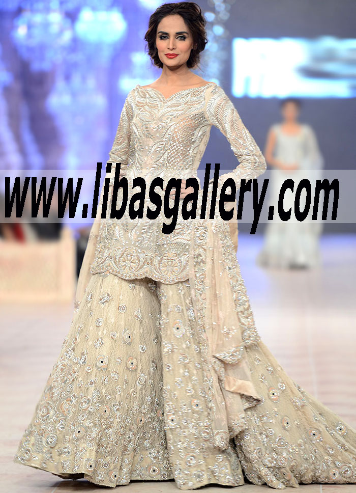 Gorgeous Luxurious Swarovski Crystals Bridal Wedding Dress 