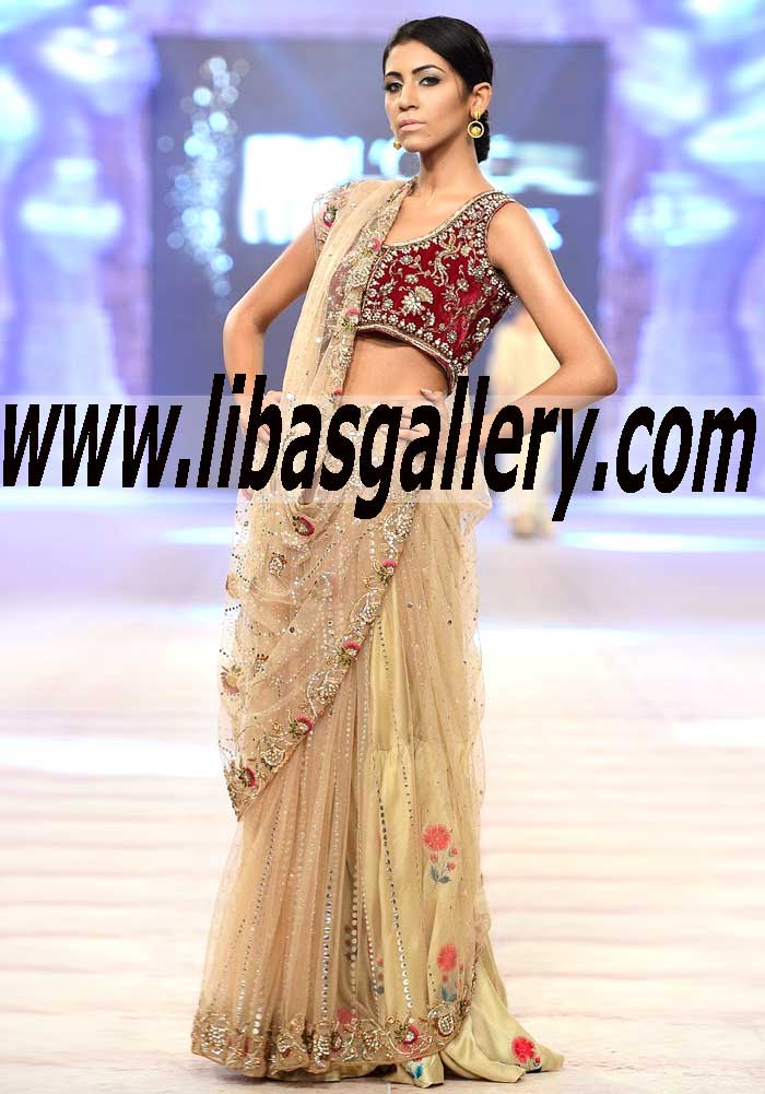 This astounding saree is the perfect choice for all events