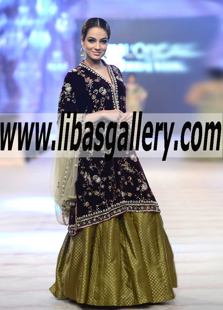 Designer brings to you a gorgeous and timeless lehenga set that will leave onlookers spellbound when you wear it