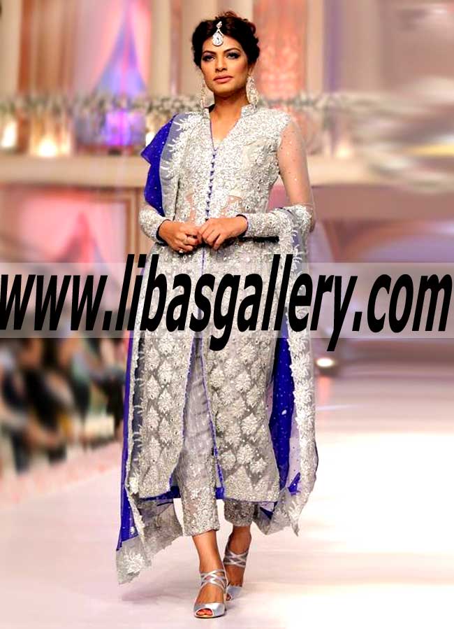 Meritorious Dress with sensational style for Wedding Events and Special Occasions