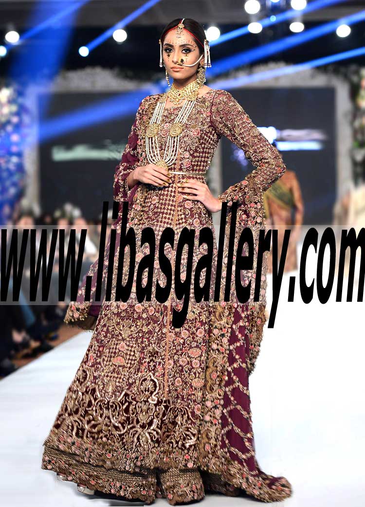 Grandeur Designer Wedding Gown Dress for Bride to make you good-looking and more beautiful on your wedding