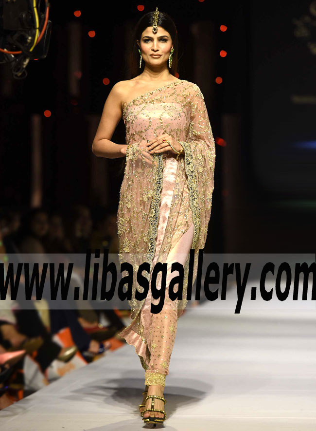 Stop and Stare Splendid Pakistani Party Wear for Evening and Formal Events