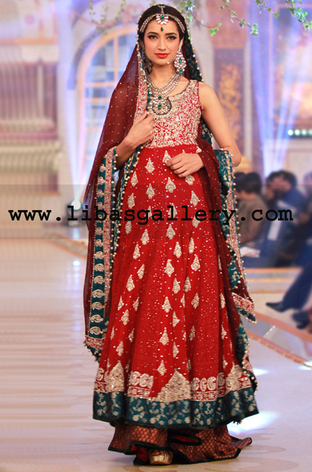Shop Zainab Chottani Bridal dresses, Zainab Chottani bridal wear, designer wear, designer dresses, Pakistani designer Zainab Chottani, bridal designer, lehenga, sharara, gharara in PBCW 2014