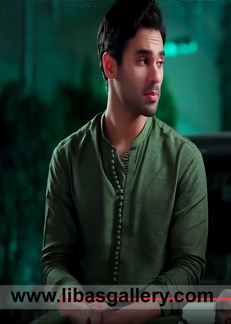 Ameer Gilani Very Filmi in Green Men Kurta with Series of Loop Buttons with white Shalwar taking with Dananeerr Actress UK USA Dubai Australia Canada