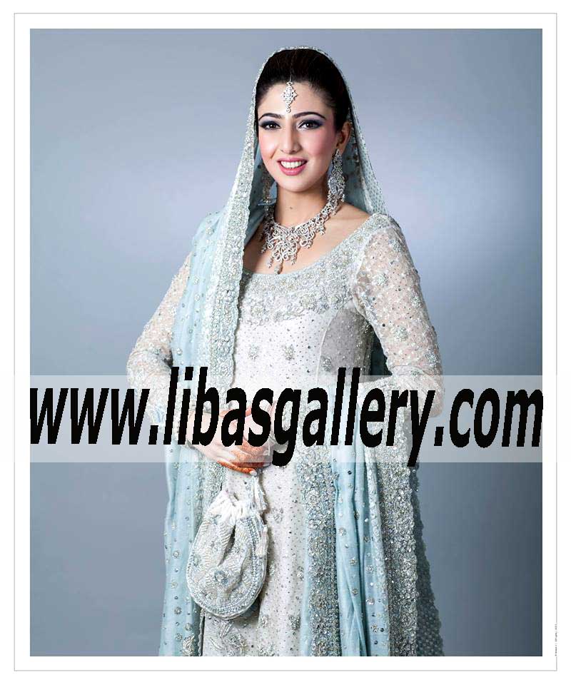 Luxurious Bunto Kazmi Outfit for Special Occasion and Evening Events