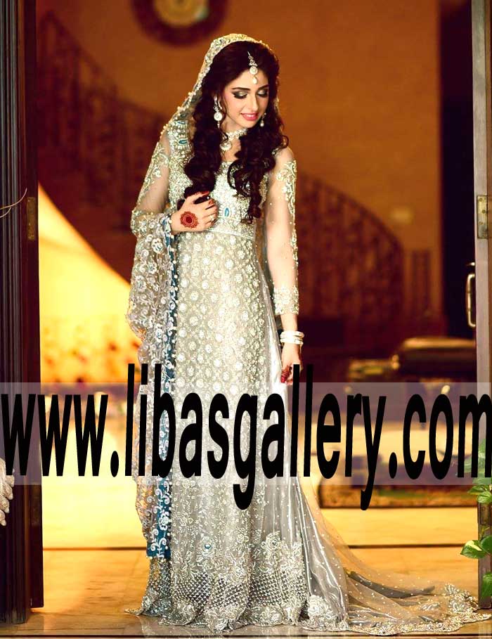 Glamorous Bridal Wear A line Chapel Train Outfit for Wedding Ceremony and Functions