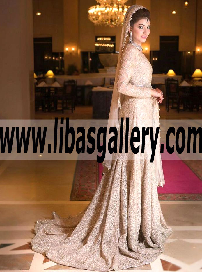 Outstanding Bridal Dress with fabulous Lehenga adorned Exquisite Embellishments for Valima or Reception