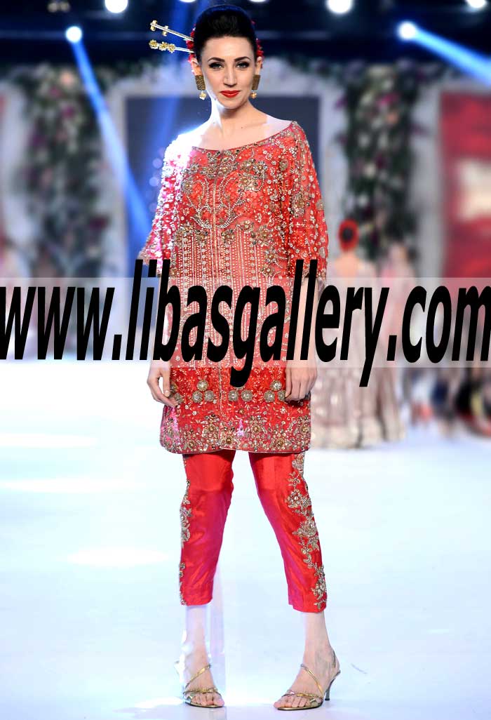 Ravishing Pakistani Party Dress for Party and Wedding Events