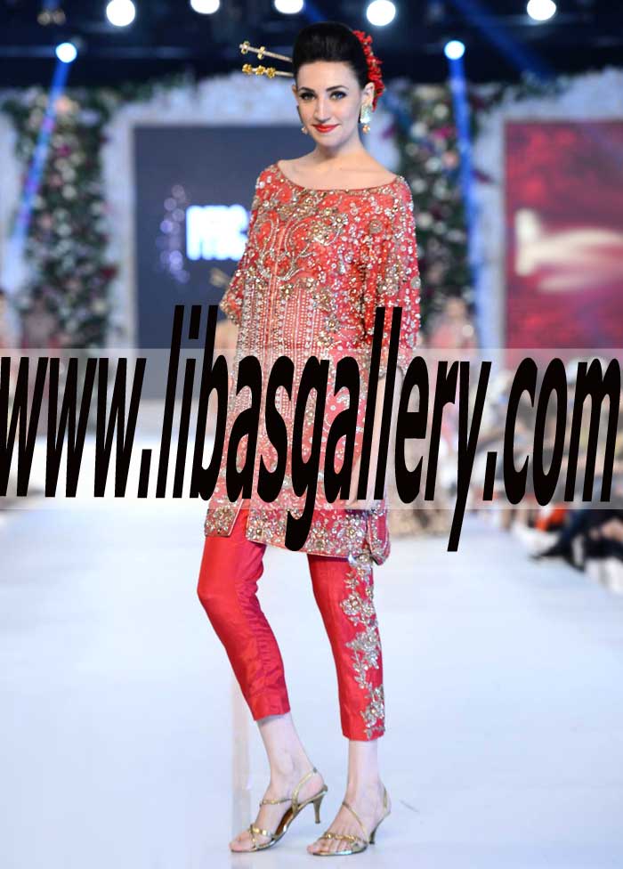 Ravishing Pakistani Party Dress for Party and Wedding Events