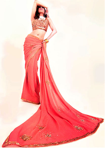 Heavily Embellished Designer Sarees,Pakistani Traditional Sarees,Indian Designer Sarees,Sarees Shops UK USA Canada