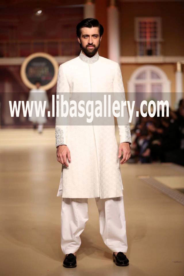 White Sherwani Wedding Suit for Groom Dulha Wedding idea 2018 B