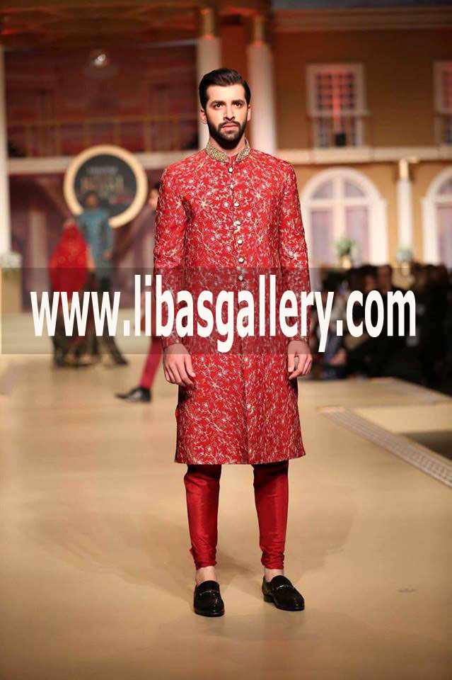 Embroidered red wedding Sherwani suit for Groom Nikah barat new season