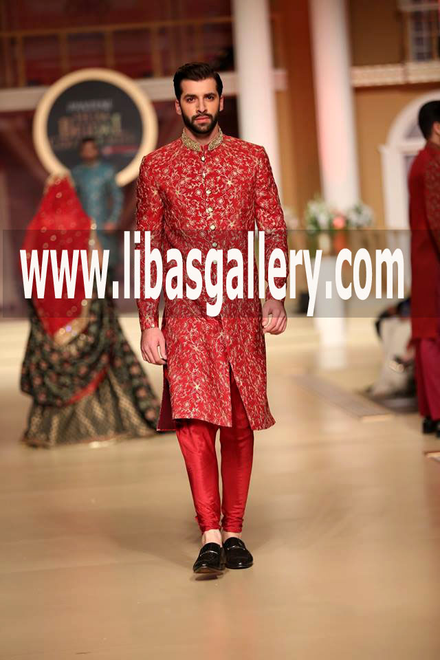 Embroidered red wedding Sherwani suit for Groom Nikah barat new season