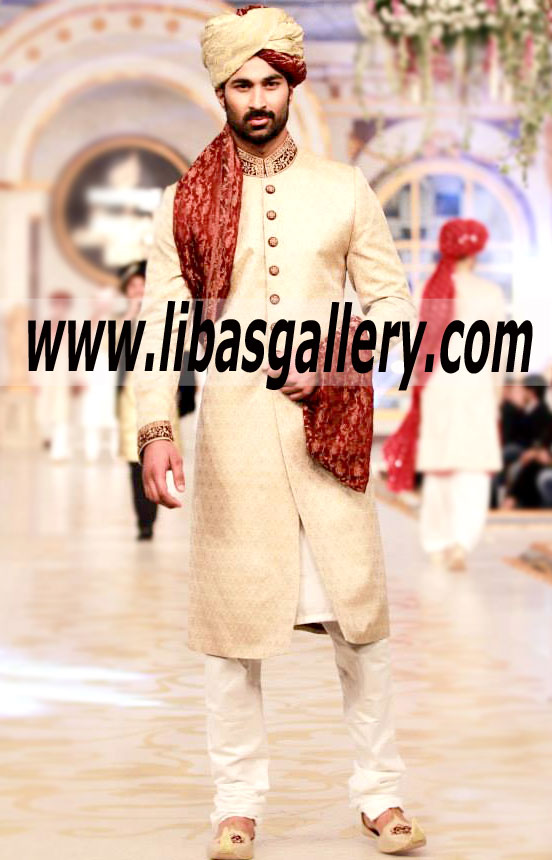 High Range of Designer Humayun Alamgir`s Bridal Couture Week 2014-2015 Sherwani Shopping From Pakistan, Exlcusive Asian Menswear Sherwani For Groom in Westmont, IL
