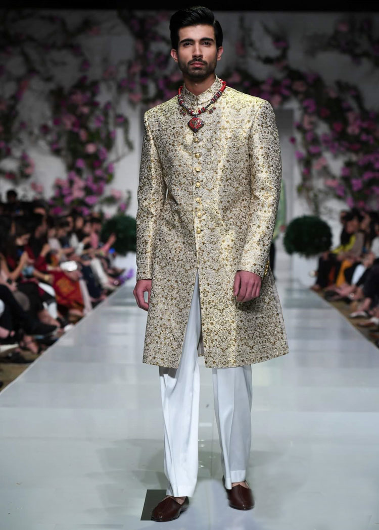 heavy Embroidered fancy wedding sherwani for nikah barat day in banarsi organza paured with off white kurta pajama france uae sweden