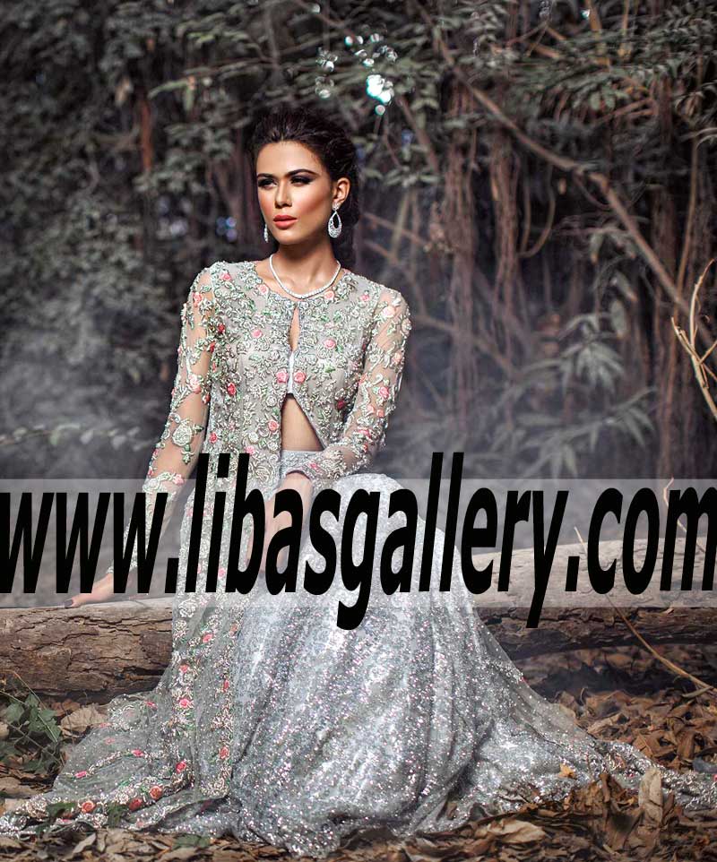Auspicious look Evening Party Dress for Wedding and Special Occasions
