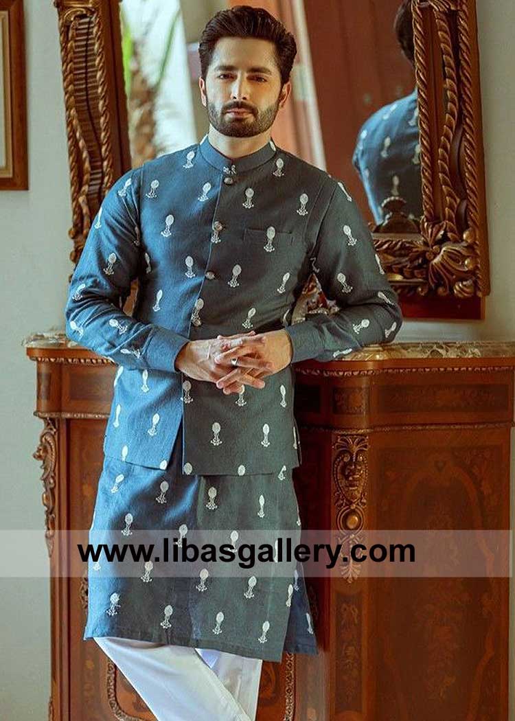 Premium Men Waist coat Design Block print with matching Kurta and white pajama danish Taimoor appearance Vancouver Dubai Brisbane Auckland New York