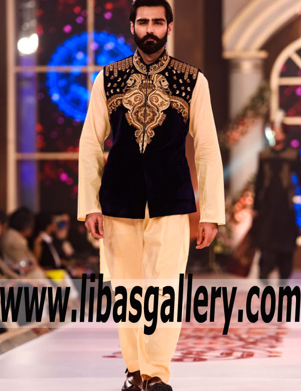 Pleasant Designer Mens Embroidered Waistcoat for Wedding Functions