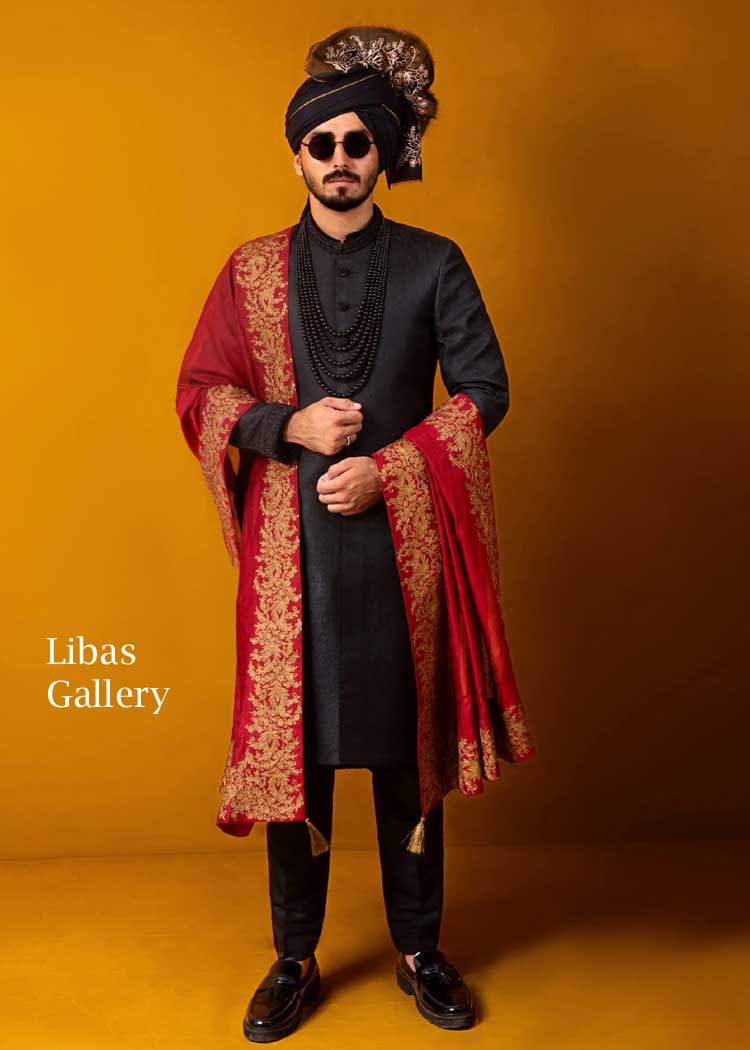 kohinoor krave luxe black groom sherwani with embroidered Red Maysuri Net Shawl Black Turban and inner UK USA Canada Dubai Australia